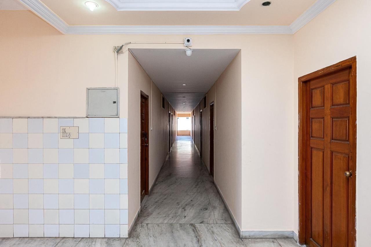 Hotel Oyo 38559 Ramana Residency Tiruvannāmalai Exterior foto