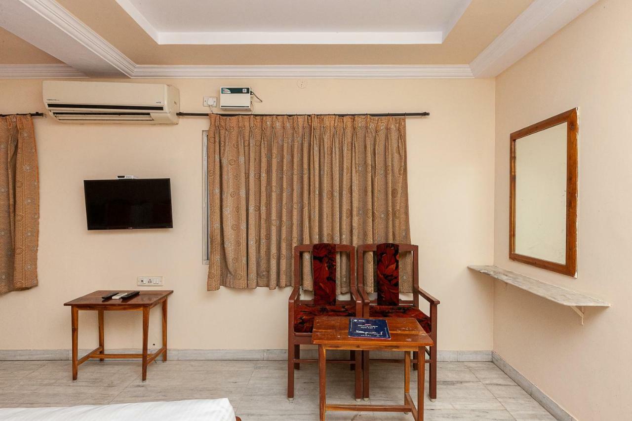 Hotel Oyo 38559 Ramana Residency Tiruvannāmalai Exterior foto